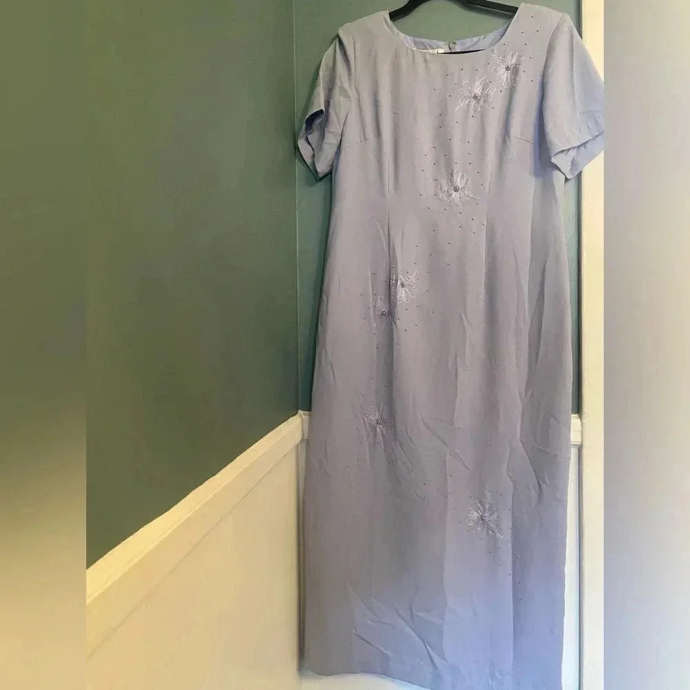 Vintage women’s dress - Appraisal size 16 - short sleeve - beaded - maxi